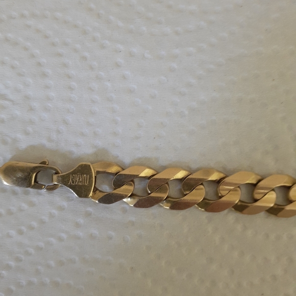 Gold jewelry bundle of (4) unisex - Picture 13 of 16